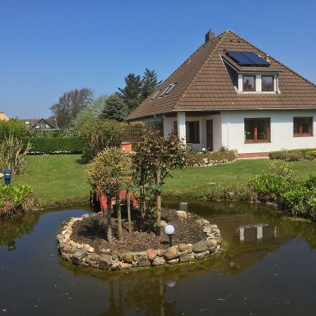 Haus Daheim Appartement Utersum Buitenkant foto