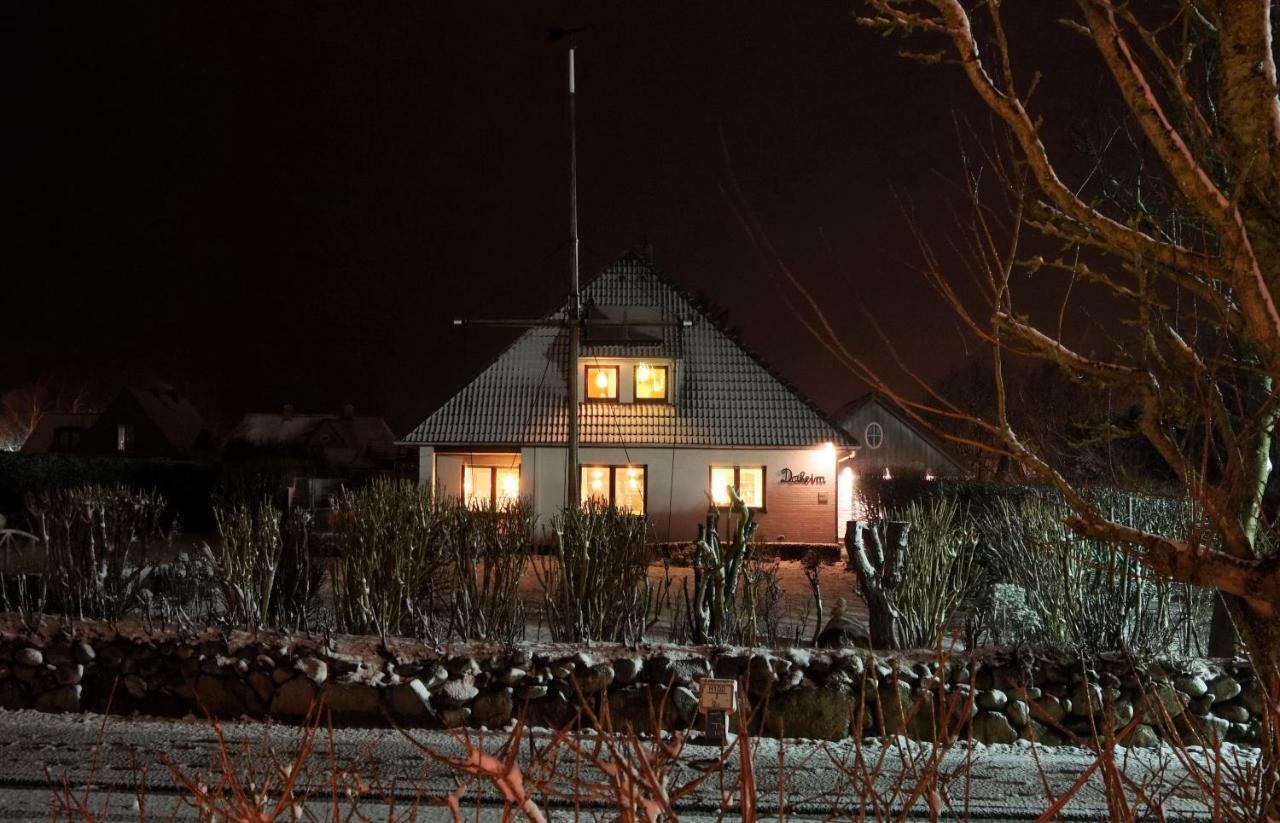 Haus Daheim Appartement Utersum Buitenkant foto